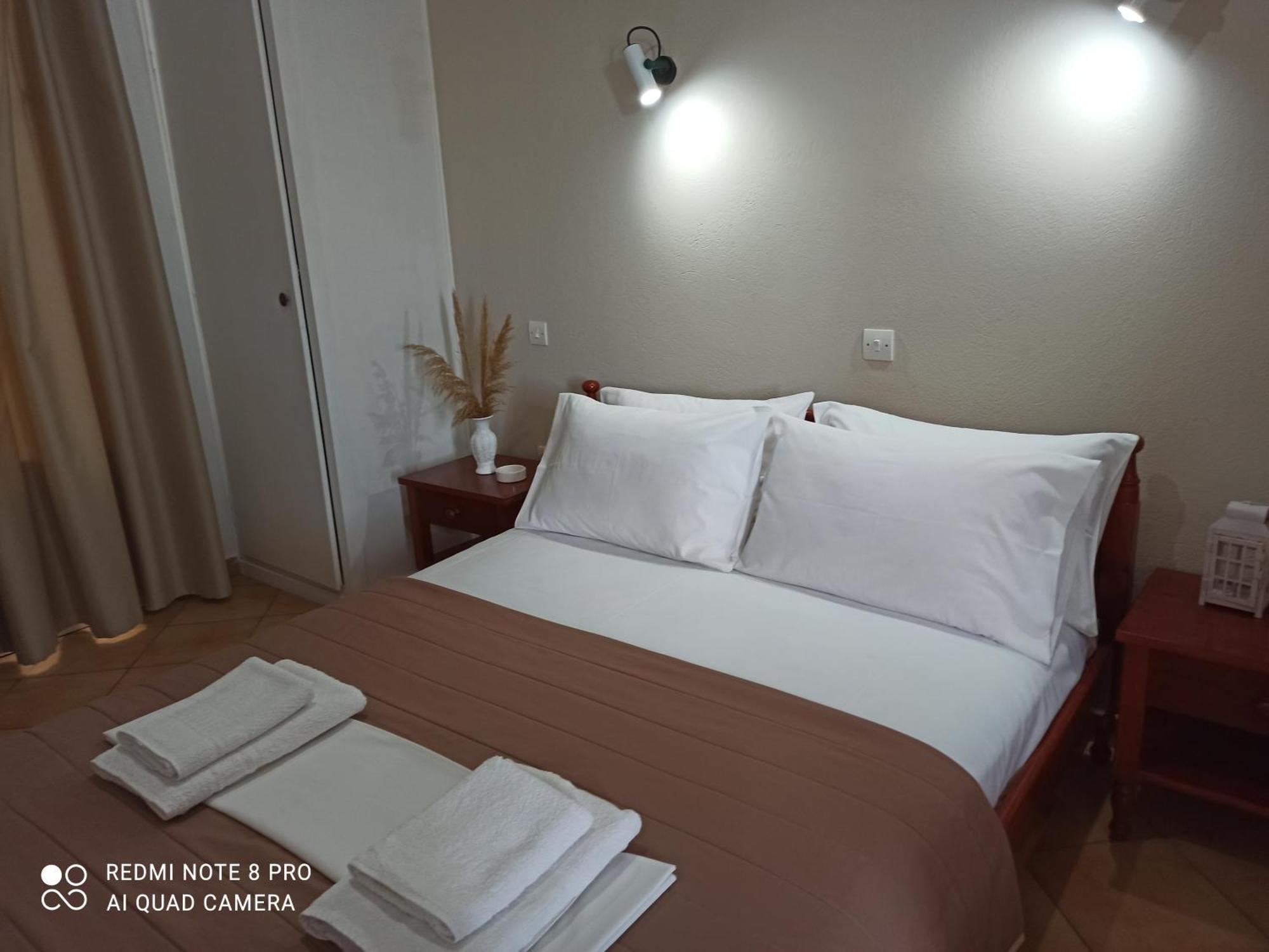 Ostria Eressos Rooms Skala Eresou Luaran gambar