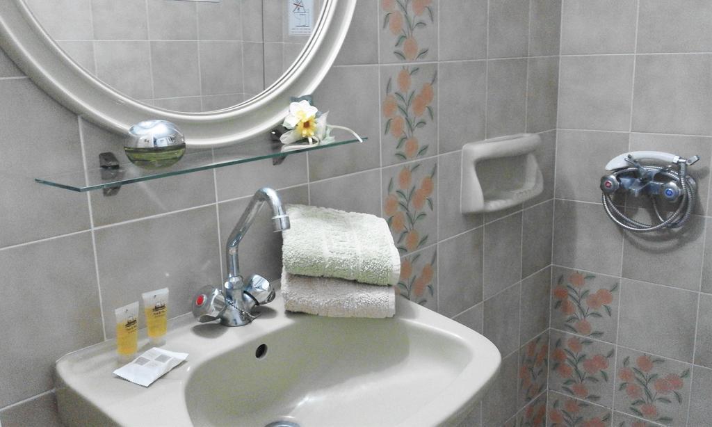 Ostria Eressos Rooms Skala Eresou Luaran gambar